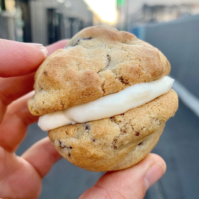 the whoop (there it is) cookie sandwich
